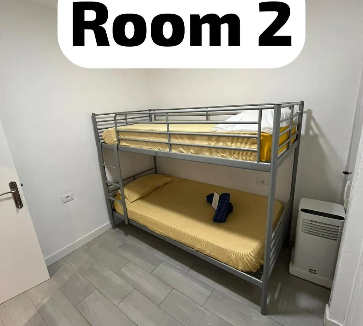 住宿加早餐酒店 B&B Paraiso Tenerife Super Economy Rooms Airport 阿布里斯