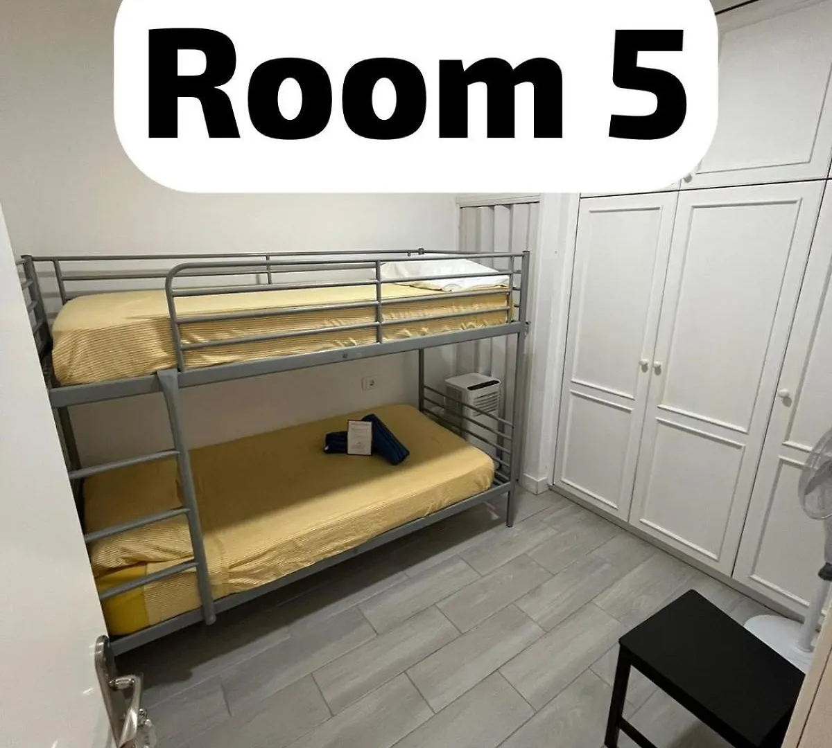 B&B Paraiso Tenerife Super Economy Rooms Airport 阿布里斯 住宿加早餐酒店